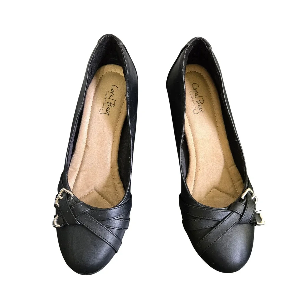 Coral Bay Collection Stacy Black Wedge Pumps Faux Leather Buckle Detail Size 7.5